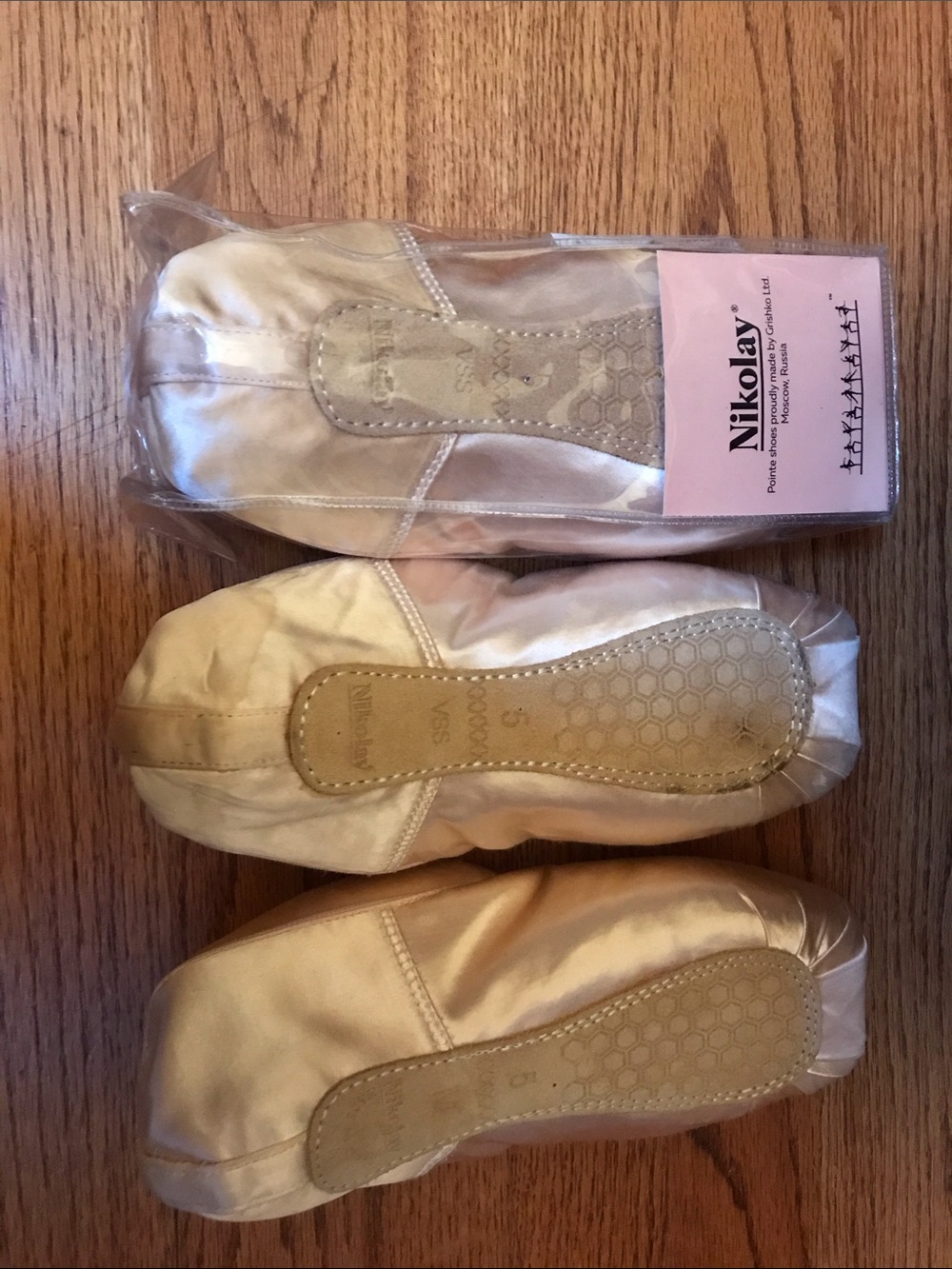 Nikolay victory pointe shoes